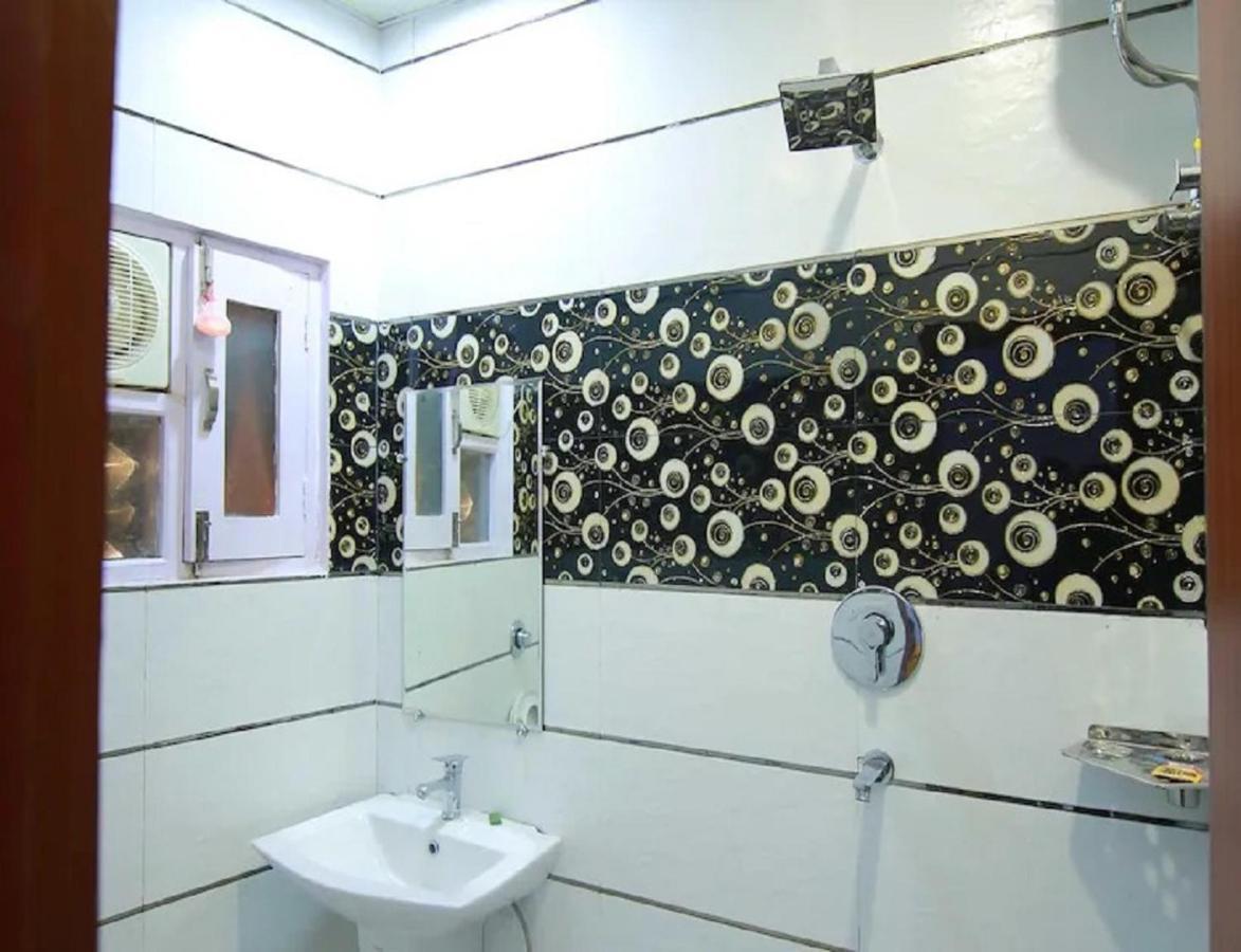 Hotel Kings, Rohtak Exterior photo